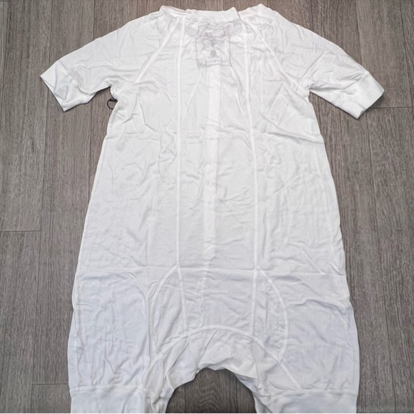 DAYDREAM NATION | I’ll Sleep When I’m Dead Romper in White - Picture 3 of 4